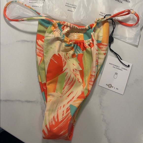 Skatie Bobbi Bottom Small Sunset - Picture 3 of 10